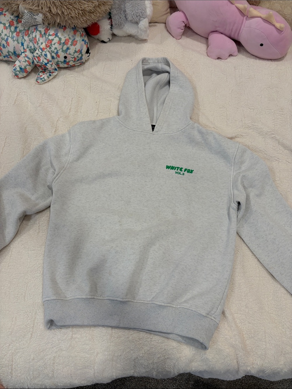 White fox volume 3 hoodie xs/s